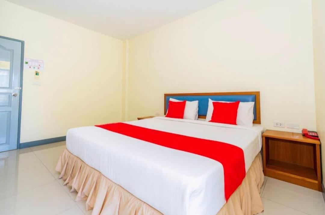 Baan Poemsuk Hotel